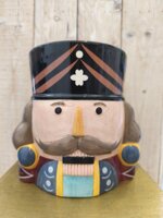 vaso-schiaccianoci-bordeaux