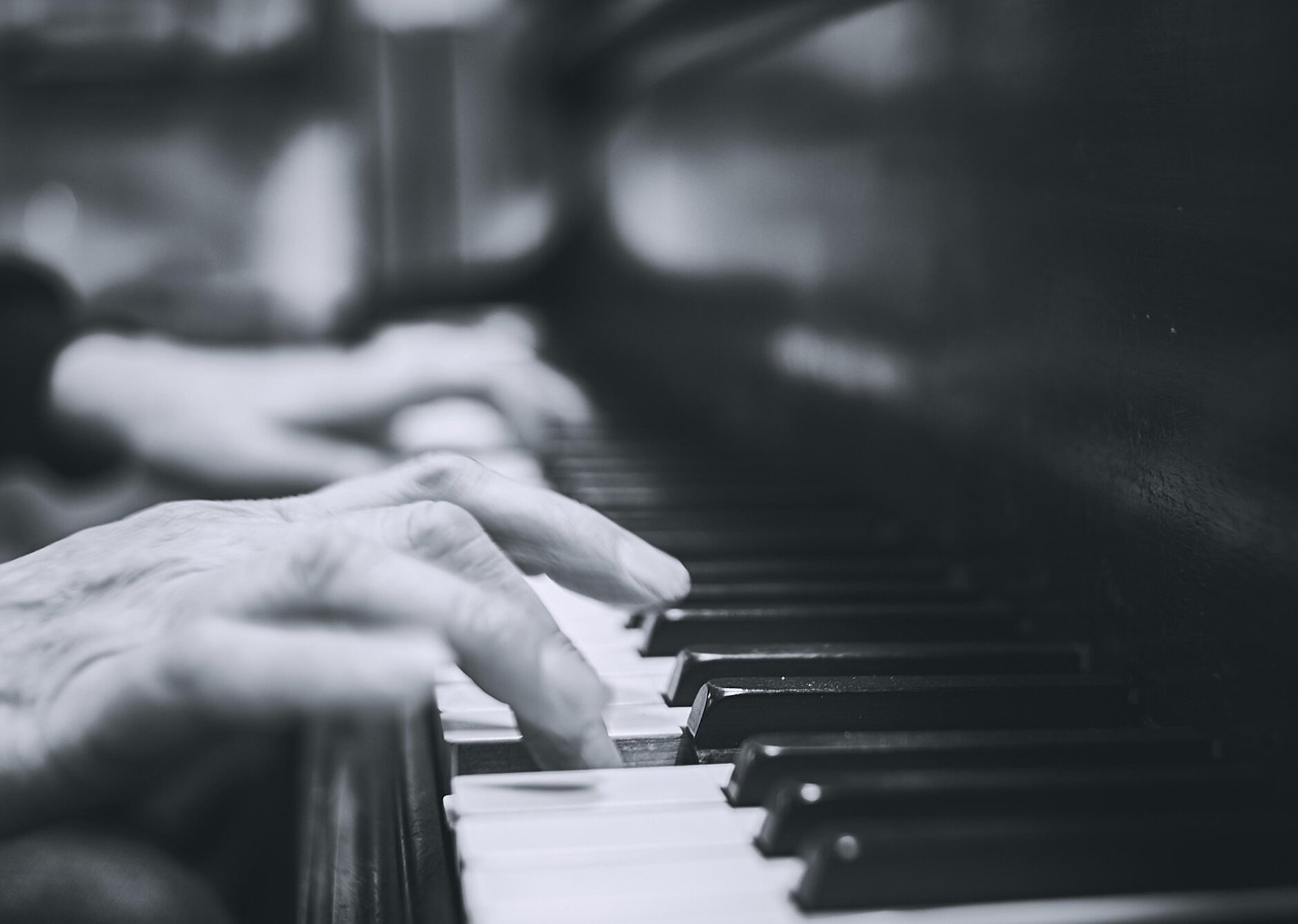 piano.jpeg piano.jpeg
