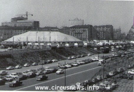 circo royal americano di riccardo canestrelli (marito di lidia togni) a 3 piste a milano nel 1968.jpeg