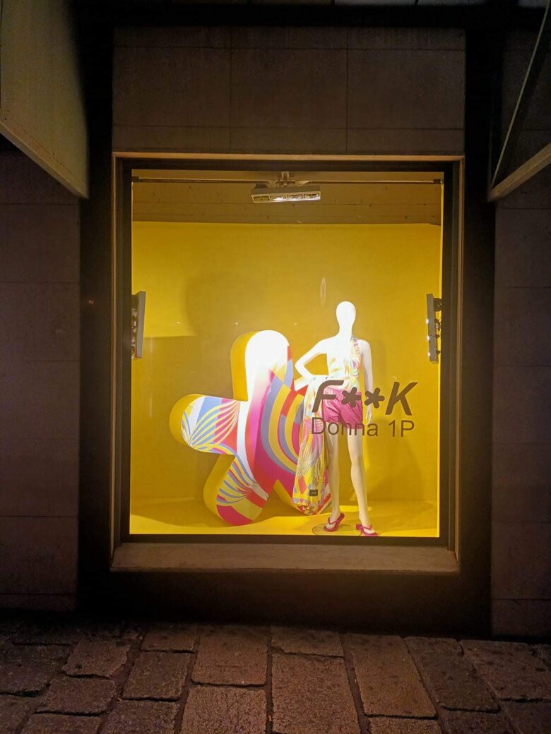 windows display design & set up _ RINASCENTE Cagliari