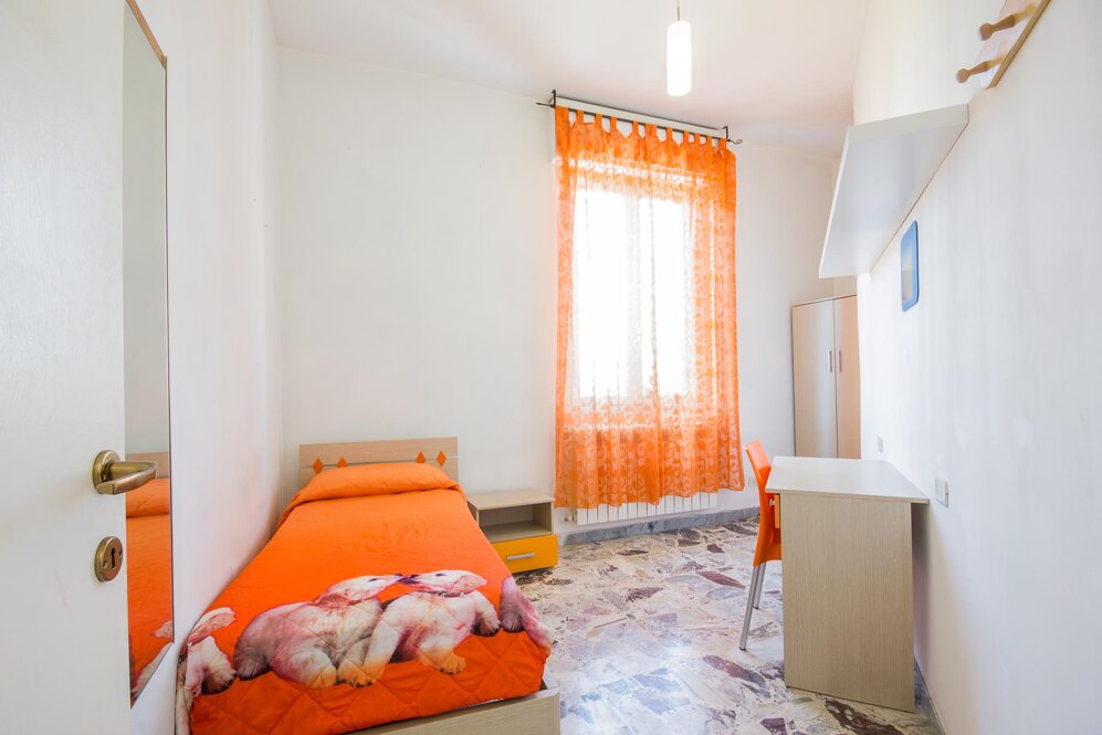 singola senza balcone.jpeg