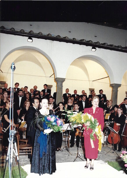 20e4ff418b11e3e40b37695ef0e4c218c6e48d98