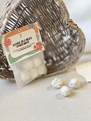 bombe di carta piantabile.jpeg bombe di carta piantabile.jpeg