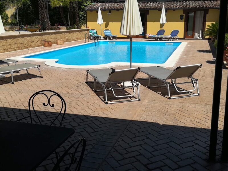 eyJpdCI6IiJ9 eyJpdCI6IiJ9