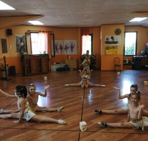 WEEKEND IN DANZA