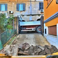 carico materiale da risulta di demolizione