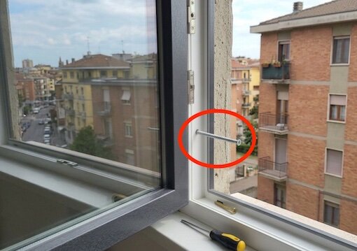 Caso studio: Infiltrazioni al quarto piano: una causa nascosta Caso studio: Infiltrazioni al quarto piano: una causa nascosta