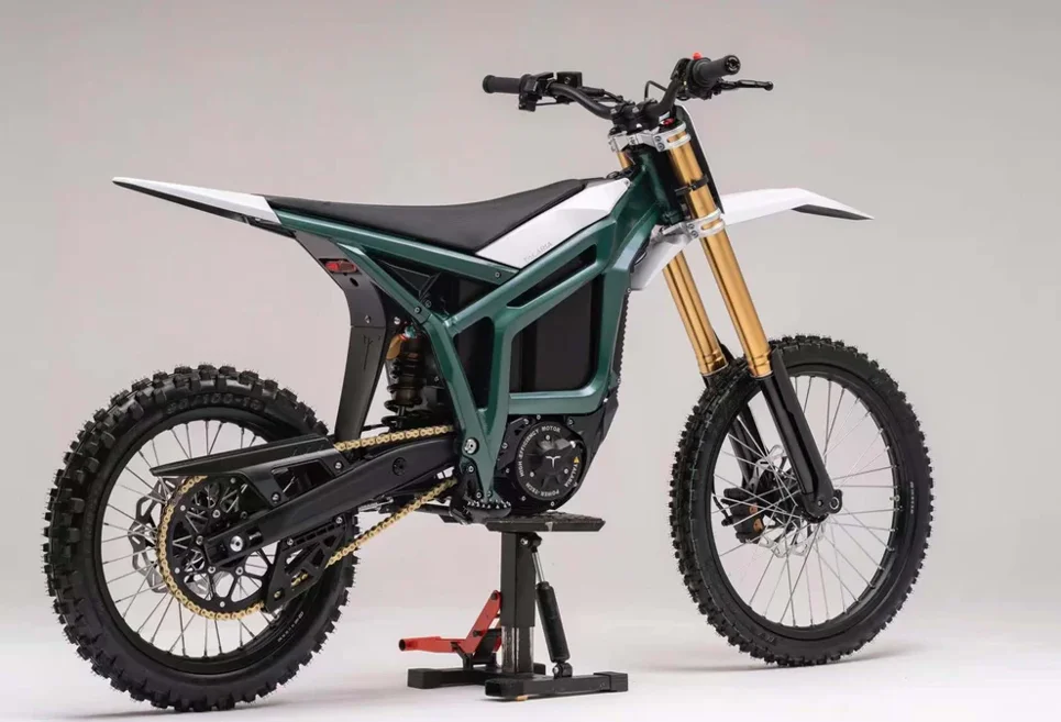 komodo_green_white_990x