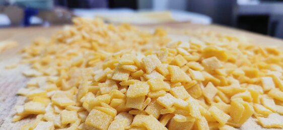 Gnocchi di patate al pomodoro e basilico Gnocchi di patate al pomodoro e basilico