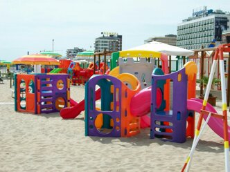 33b40b836673f0df3595cfb3277056df6cd8b99e