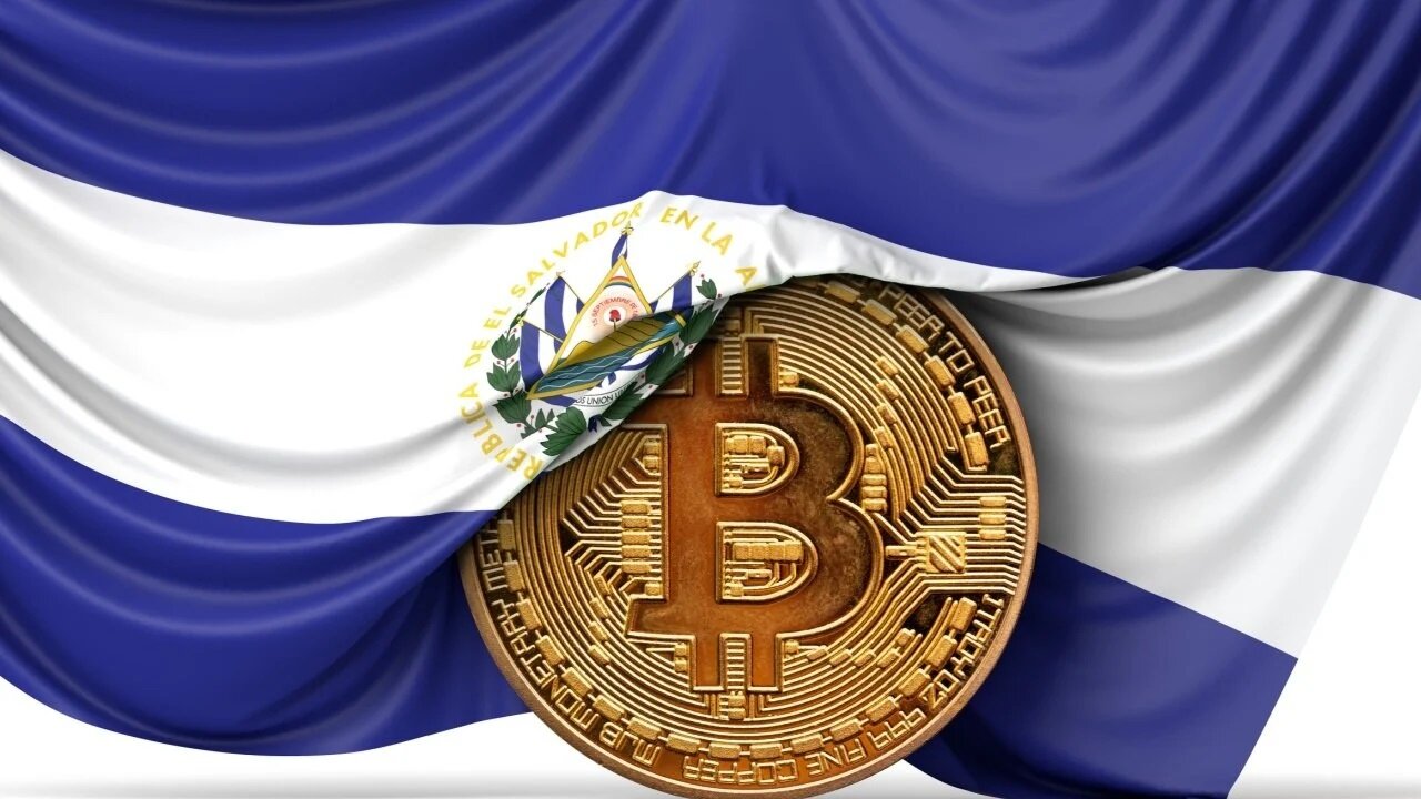 El Salvador suddivide le sue riserve in Bitcoin