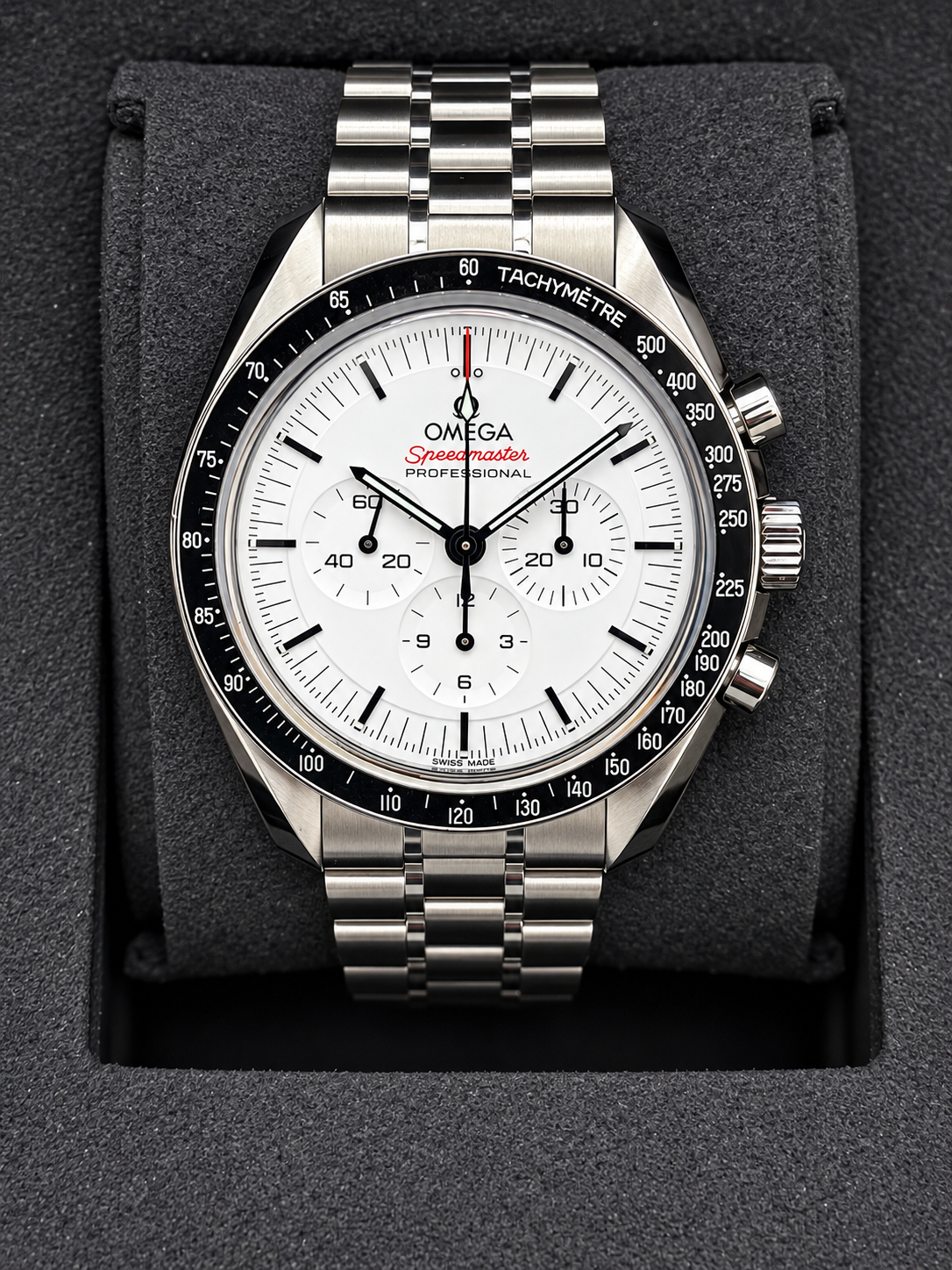 Omega Speedmaster Moonwatch ref. 31030425004001