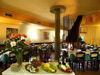 sala-ristorante-hotel-bacco-ascea-sa
