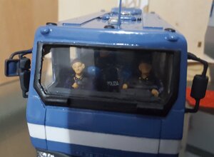 ORDINE PUBBLICO, POLIZIA, MAMMUT, ANTISOMMOSSA, IVECO