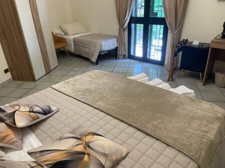 img_1687.jpeg img_1687.jpeg