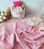 cestino-porta-accessori-e-accappatoio-024-mesi-acqustabili-insieme-o-separatamente