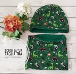 set-cappellino-e-scaldacollo-primavera-autunno-versione-dinosauri-base-verde