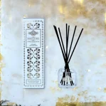 bastoncini-diffusori-con-miele-tostato-e-spezie-dolci