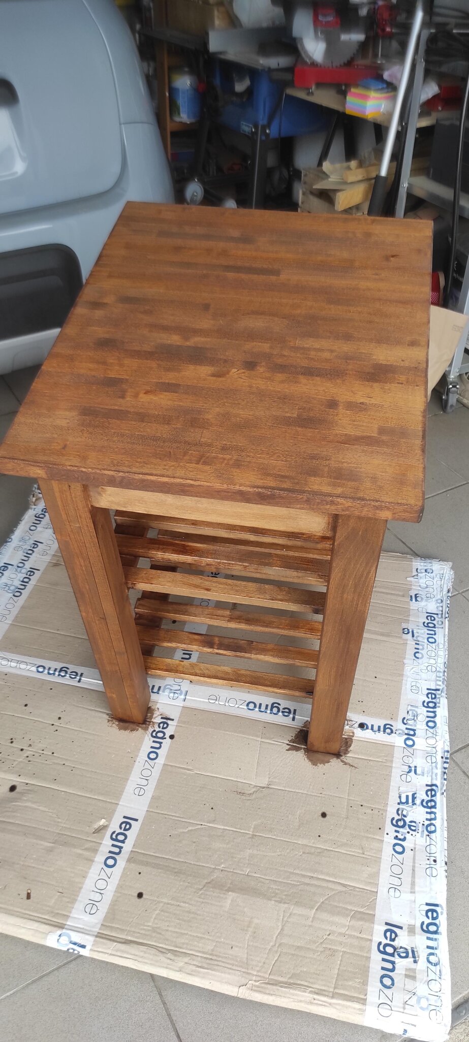 Prima mano di impregnante Prima mano di impregnante