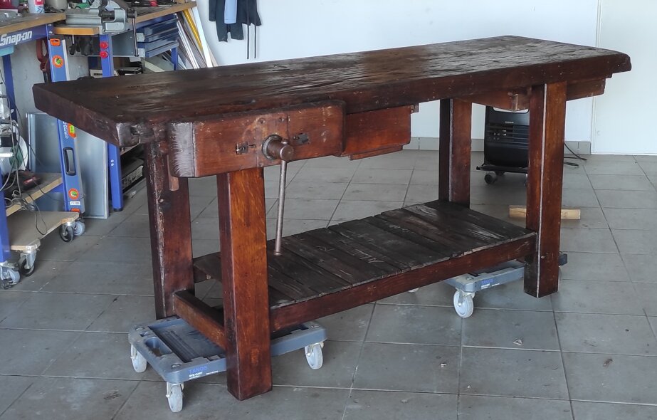 Prima mano di impregnante Prima mano di impregnante