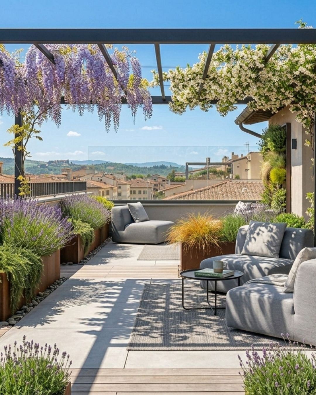 Come rendere il terrazzo meno caldo grazie alla presenza di queste 3 piante