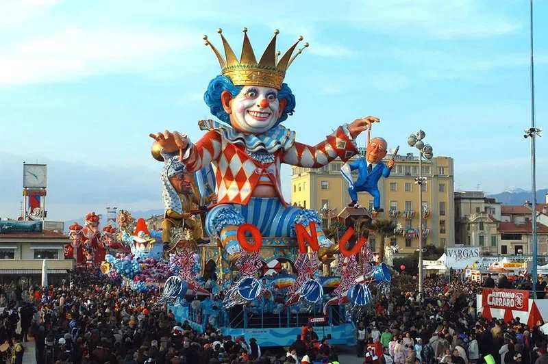 &Egrave; sempre Carnevale