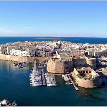 Gallipoli Meta obbligata, palazzi con giardini orientaleggianti, chiese esempio di barocco leccese come quella