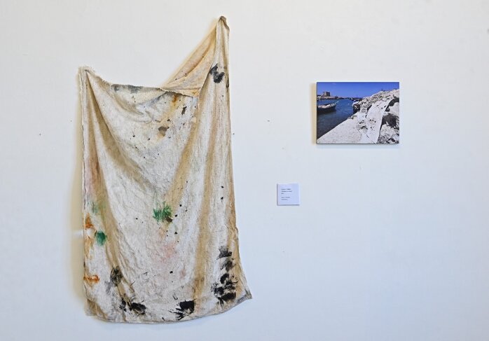 2a3b99a48f1ad65810200e1c42734868c177abae