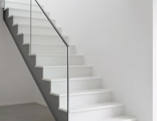 scala classica bianca