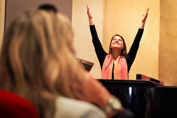 4b376f1b3a0dcba1a65a3d298b6c2679aa0efede