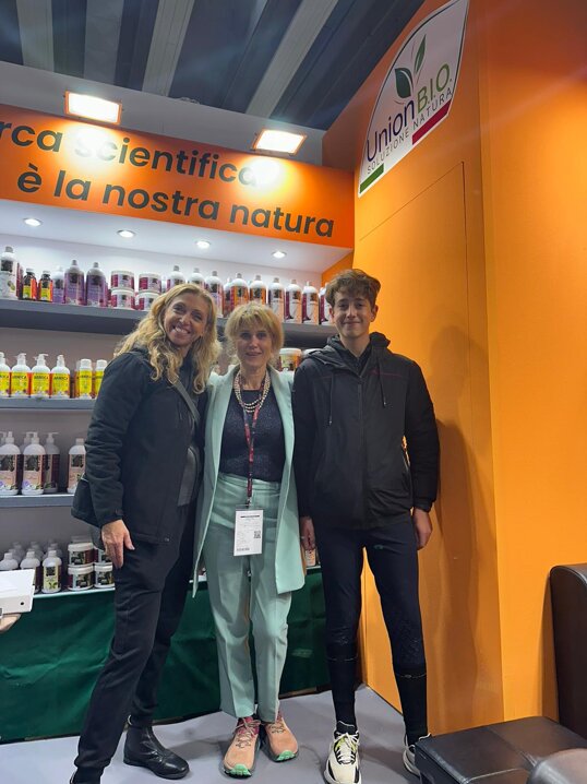 ee5cc8fcb9081a95bce0e05a11be69208f3b37ac ee5cc8fcb9081a95bce0e05a11be69208f3b37ac