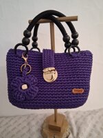 borsa-artigianale-in-fettuccia-elastica-viola