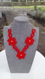 collana-fiori-rossi