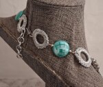 set-collana-e-orecchini-artigianali-con-perle-turchesi-e-cuore-floreale