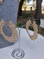 collana-e-orecchini-coordinati-crochet