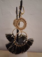 set-collana-e-orecchini-nero-e-oro-handmade