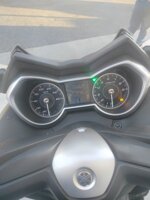 yamaha-xmax-300