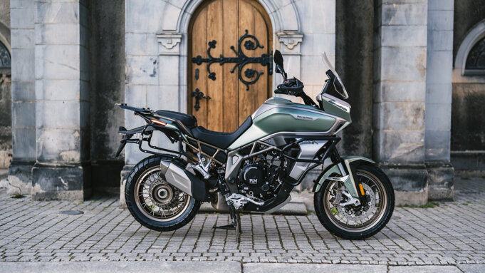 488-a7401217-4-scaled.jpeg 488-a7401217-4-scaled.jpeg