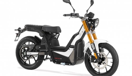 img-f84ef8a33de70cbf7186e4dd3e6980cd.jpeg img-f84ef8a33de70cbf7186e4dd3e6980cd.jpeg