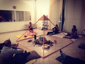 cristallo terapia, rituali di gruppo, geometria sacra