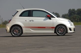abarth_500_02.jpeg