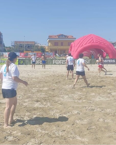 BEACH TOUCH