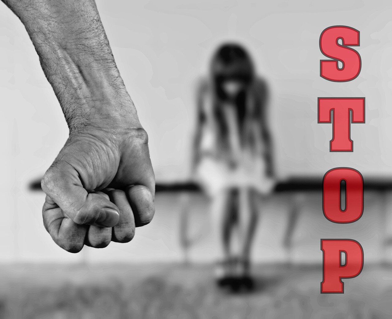 Violenza su minorenne: obblighi restrittivi per 24enne del Sannio