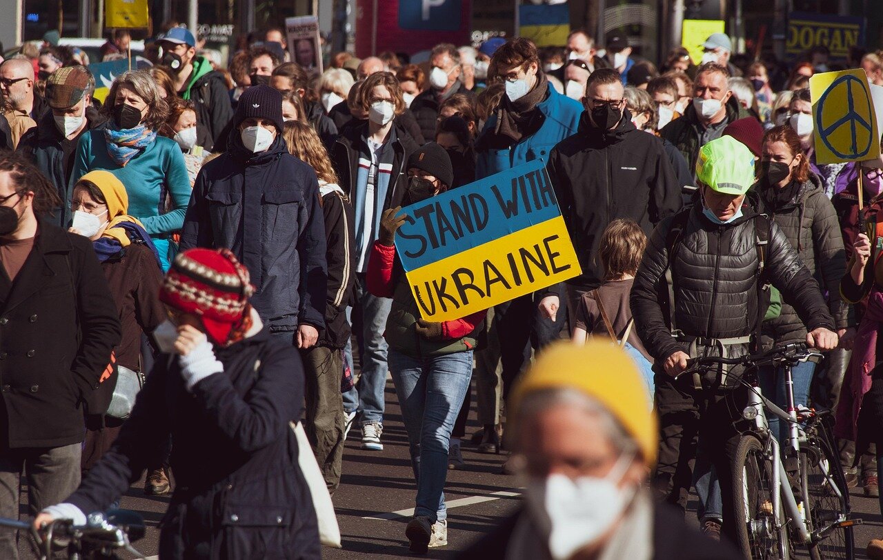 Ucraina: manovre sul fronte e diplomazia in movimento